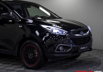 Подержанный автомобиль Hyundai ix35 2013 года (19 фото)