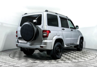 Подержанный автомобиль УАЗ Patriot 2024 года (5 фото)