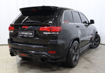 Подержанный автомобиль Jeep Grand Cherokee 2013 года (4 фото)