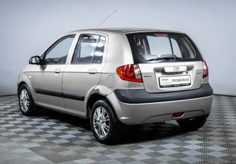 Подержанный автомобиль Hyundai Getz 2008 года (7 фото)