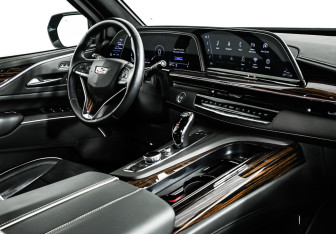 Подержанный автомобиль Cadillac Escalade Suv 2022 года (9 фото)