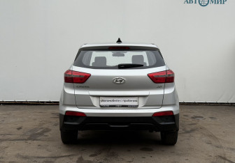 Подержанный автомобиль Hyundai Creta 2019 года (6 фото)