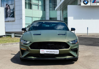 Подержанный автомобиль Ford Mustang Convertible 2018 года (2 фото)