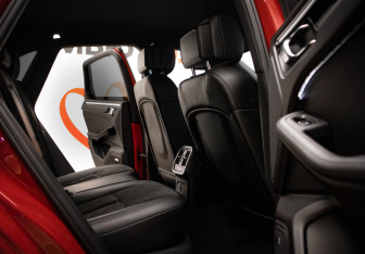 Подержанный автомобиль Porsche Macan 2017 года (31 фото)