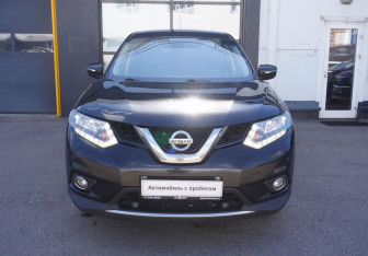 Подержанный автомобиль Nissan X-Trail 2016 года (2 фото)
