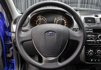 Подержанный автомобиль LADA (ВАЗ) Granta Liftback 2021 года (16 фото)