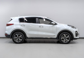 Подержанный автомобиль Kia Sportage 2020 года (4 фото)