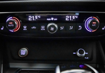 Подержанный автомобиль Audi RS Q3 Sportback 2020 года (20 фото)