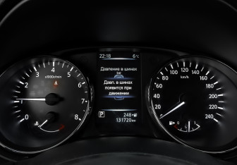 Подержанный автомобиль Nissan X-Trail 2019 года (16 фото)