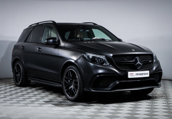 Подержанный автомобиль Mercedes-Benz GLE AMG 2015 года (3 фото)