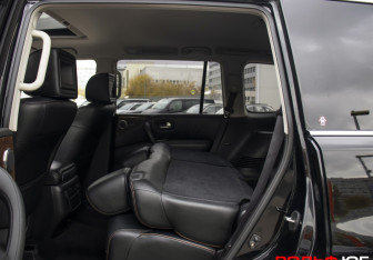 Подержанный автомобиль Nissan Patrol 2013 года (11 фото)