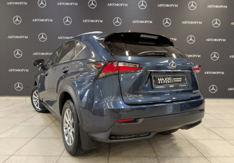 Подержанный автомобиль Lexus NX 2015 года (7 фото)