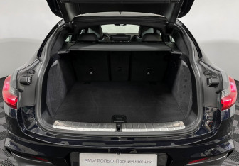 Подержанный автомобиль BMW X4 2019 года (9 фото)