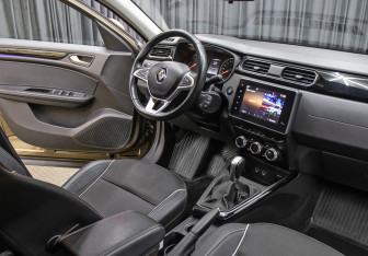 Подержанный автомобиль Renault Arkana 2019 года (11 фото)