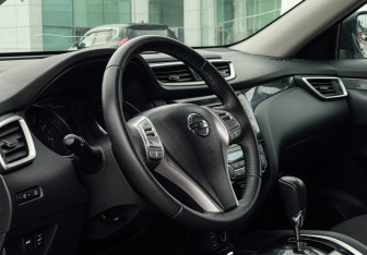 Подержанный автомобиль Nissan X-Trail 2018 года (13 фото)