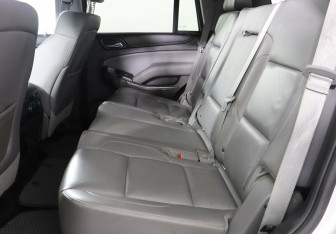 Подержанный автомобиль Chevrolet Tahoe 2016 года (13 фото)