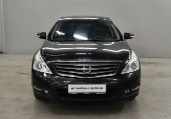 Подержанный автомобиль Nissan Teana 2013 года (2 фото)