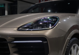 Подержанный автомобиль Porsche Cayenne 2018 года (30 фото)