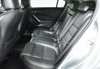 Подержанный автомобиль Mazda 6 Sedan 2017 года (13 фото)