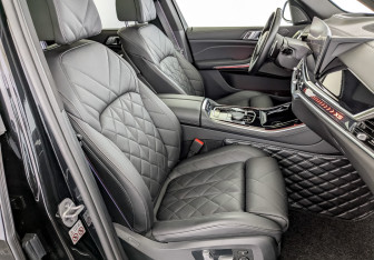 Подержанный автомобиль BMW X5 2023 года (24 фото)
