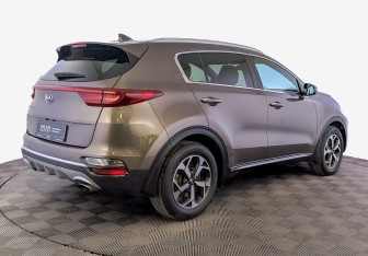 Подержанный автомобиль Kia Sportage 2018 года (5 фото)