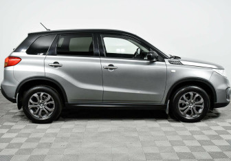 Подержанный автомобиль Suzuki Vitara 2016 года (4 фото)