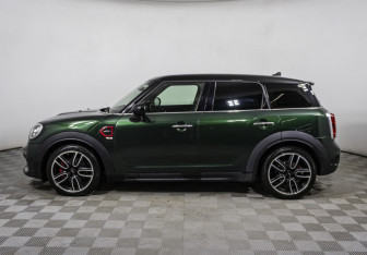 Подержанный автомобиль MINI Countryman 2018 года (8 фото)