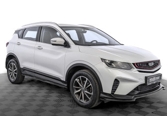 Подержанный автомобиль Geely Coolray 2023 года (3 фото)