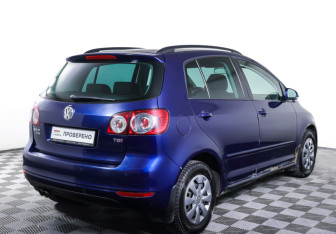 Подержанный автомобиль Volkswagen Golf Plus 2010 года (5 фото)