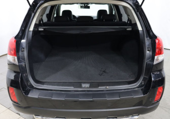 Подержанный автомобиль Subaru Outback Wagon 2014 года (22 фото)