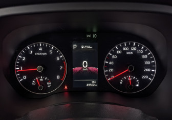 Подержанный автомобиль Kia Rio Hatchback 2021 года (16 фото)