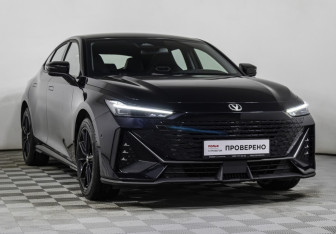 Подержанный автомобиль Changan UNI-V 2024 года (3 фото)