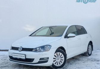 Подержанный автомобиль Volkswagen Golf Hatchback 2013 года (1 фото)