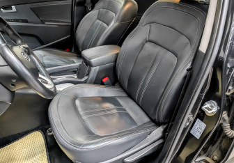 Подержанный автомобиль Kia Sportage 2011 года (20 фото)