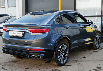 Подержанный автомобиль Geely Tugella 2023 года (5 фото)