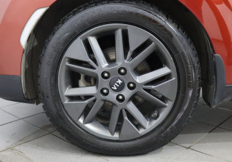 Подержанный автомобиль Kia Soul 2021 года (9 фото)
