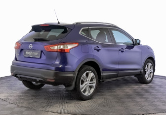 Подержанный автомобиль Nissan Qashqai 2014 года (5 фото)
