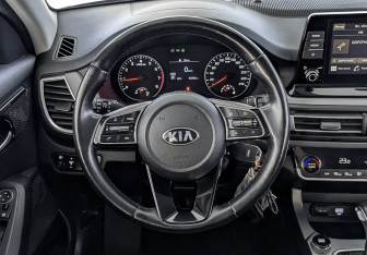 Подержанный автомобиль Kia Seltos 2021 года (22 фото)