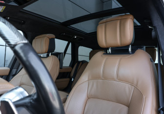 Подержанный автомобиль Land Rover Range Rover 2019 года (11 фото)