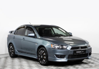 Подержанный автомобиль Mitsubishi Lancer Sedan 2007 года (3 фото)