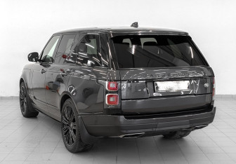 Подержанный автомобиль Land Rover Range Rover 2020 года (7 фото)