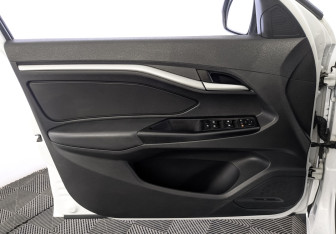 Подержанный автомобиль LADA (ВАЗ) Vesta Sedan 2022 года (19 фото)