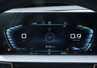 Подержанный автомобиль Exeed LX 2023 года (11 фото)