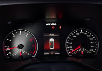 Подержанный автомобиль Haval Jolion 2023 года (16 фото)