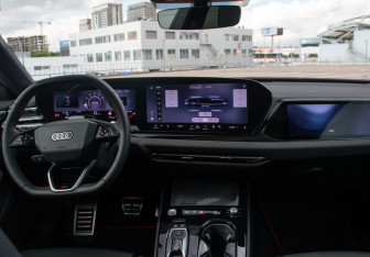 Подержанный автомобиль Audi A5 Liftback 2025 года (14 фото)