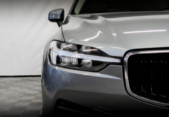 Подержанный автомобиль Volvo XC60 2021 года (17 фото)