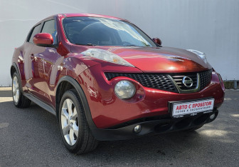 Подержанный автомобиль Nissan Juke 2012 года (3 фото)