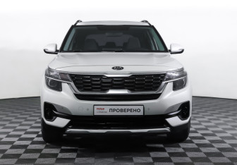 Подержанный автомобиль Kia Seltos 2021 года (2 фото)