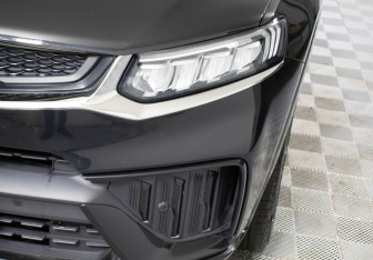 Подержанный автомобиль Geely Tugella 2022 года (19 фото)