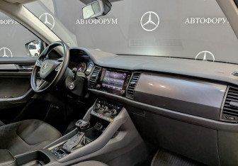 Подержанный автомобиль Skoda Kodiaq 2020 года (13 фото)